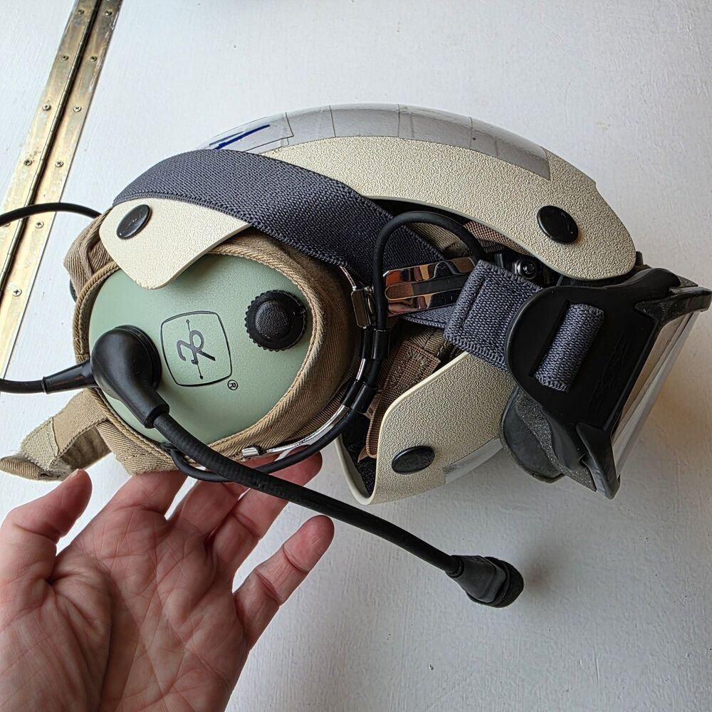 US Flight Deck Crewman's Impact Resistant Helmet with David Clark Headset Sz 7.5